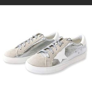 VICI collection GG inspired sneakers